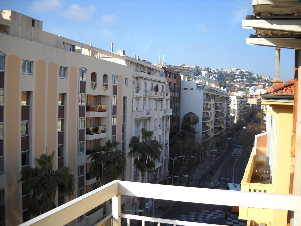 De La Mer Appartement *